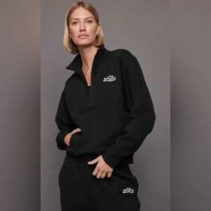 Bandier NWT Les Sports Black Half Zip Sweatshirt Size M